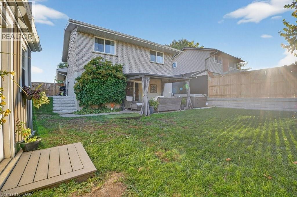 34 Dunsmere Court, Kitchener, Ontario  N2E 1V4 - Photo 41 - 40779622