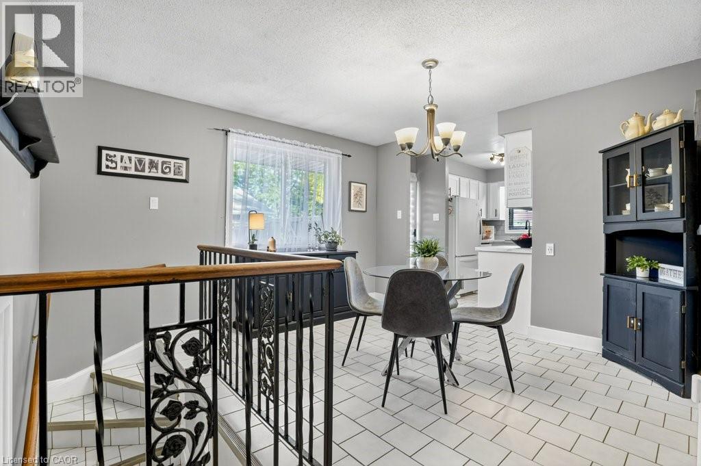 34 Dunsmere Court, Kitchener, Ontario  N2E 1V4 - Photo 9 - 40779622
