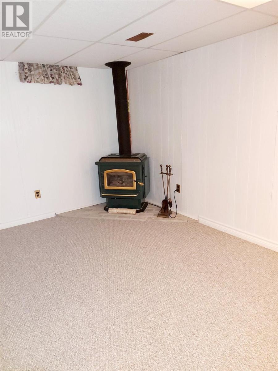 158 Taylor Blvd, Elliot Lake, Ontario  P5A 3L1 - Photo 17 - SM252566