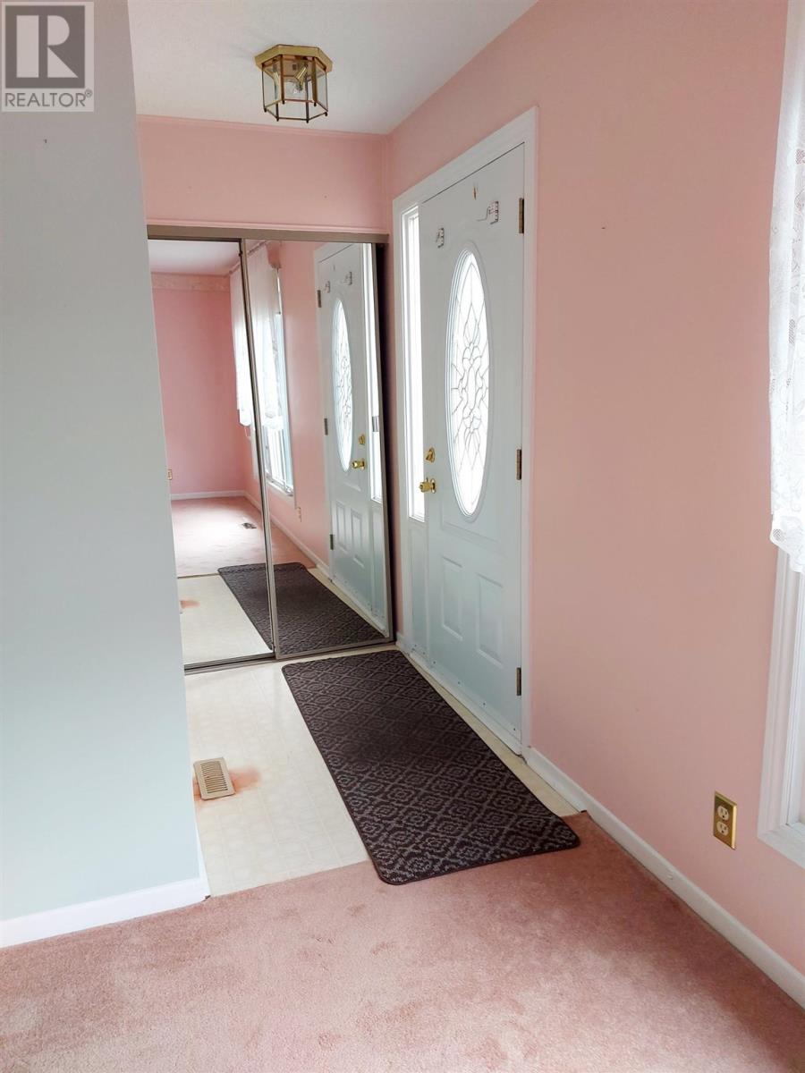 158 Taylor Blvd, Elliot Lake, Ontario  P5A 3L1 - Photo 8 - SM252566