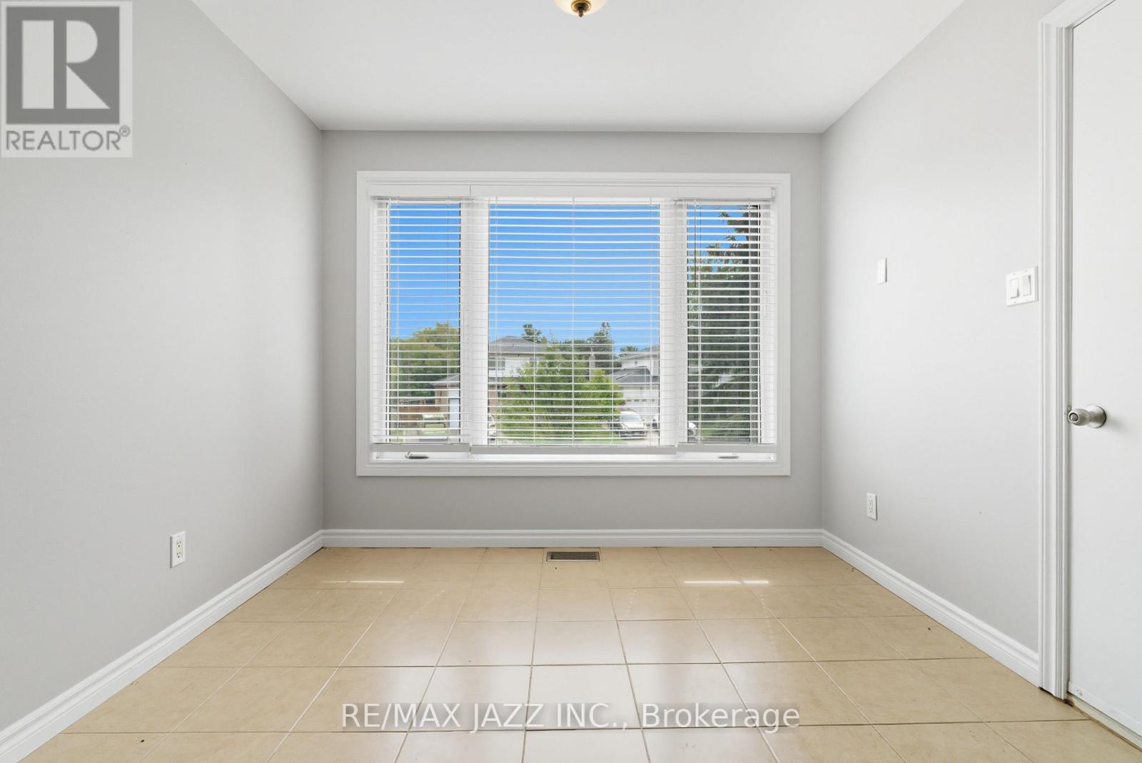 Upper Level - 8 Oban Court, Clarington, Ontario  L1E 1Z7 - Photo 16 - E12466253