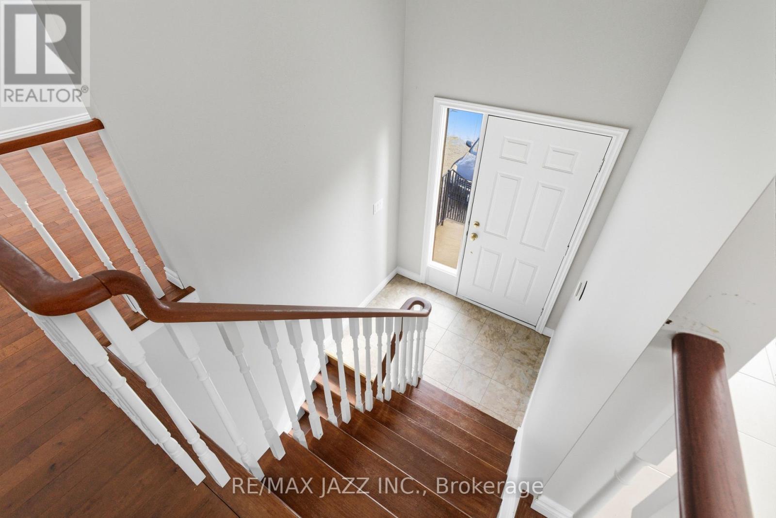 Upper Level - 8 Oban Court, Clarington, Ontario  L1E 1Z7 - Photo 4 - E12466253