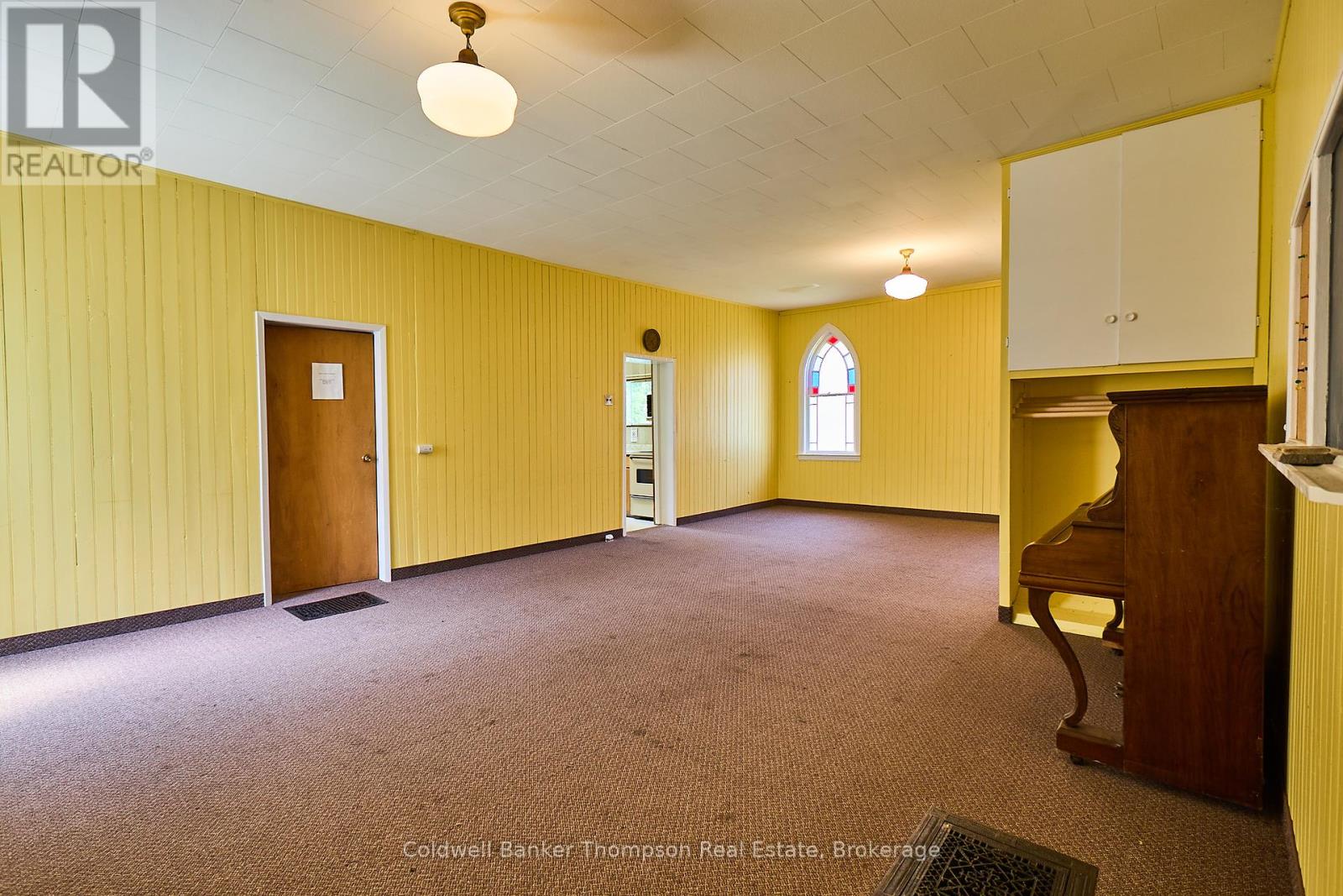 11 King William Street, Kearney, Ontario  P0A 1M0 - Photo 10 - X12466108