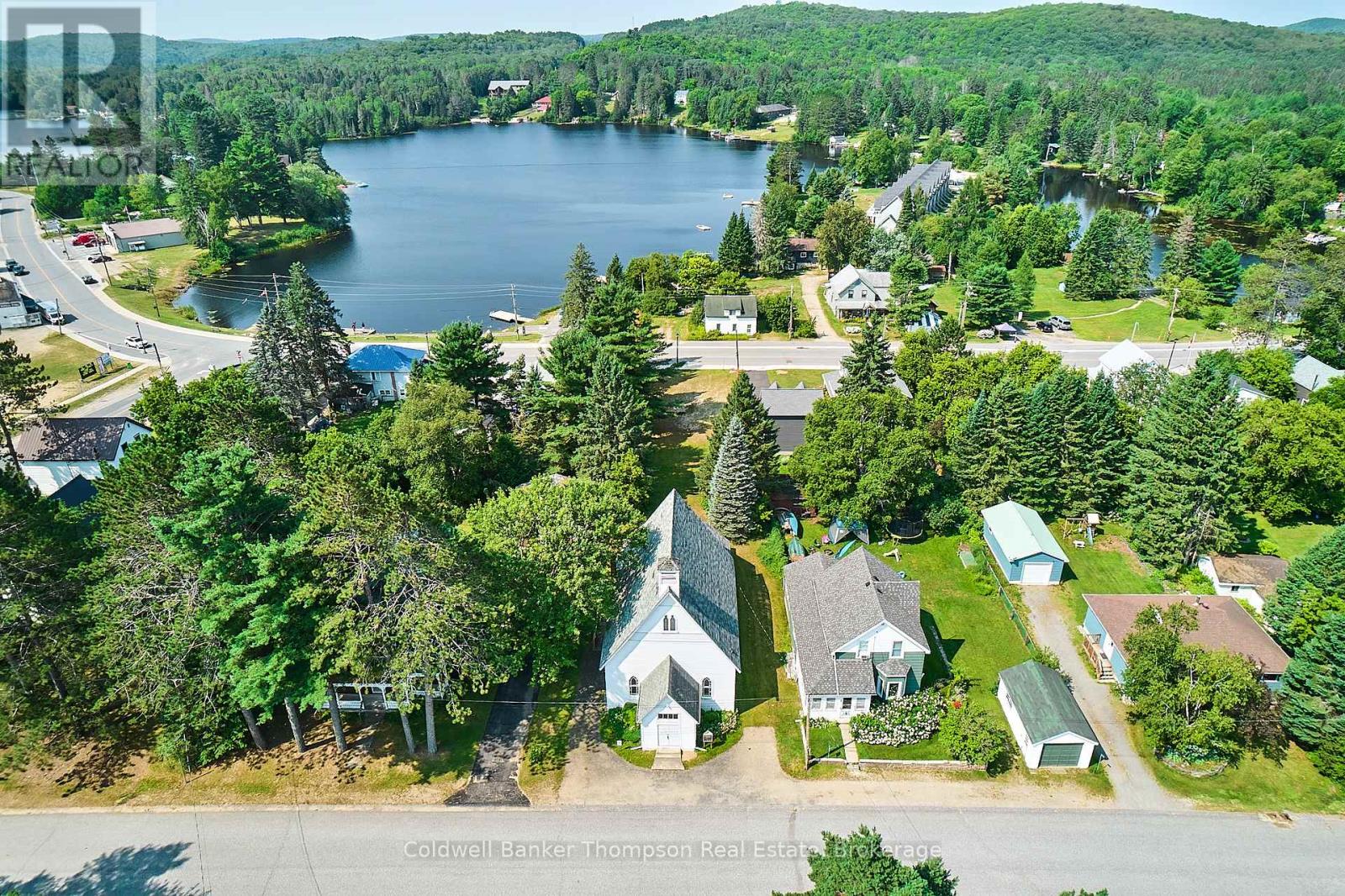 11 King William Street, Kearney, Ontario  P0A 1M0 - Photo 2 - X12466108