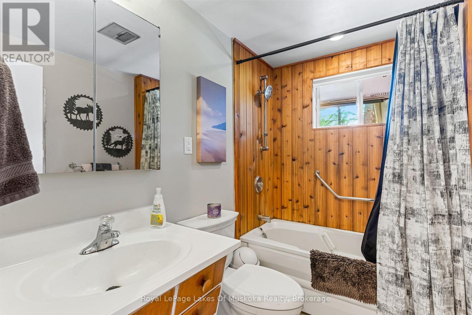 50 Brofoco Drive, Bracebridge, Ontario  P1L 1C9 - Photo 21 - X12466121
