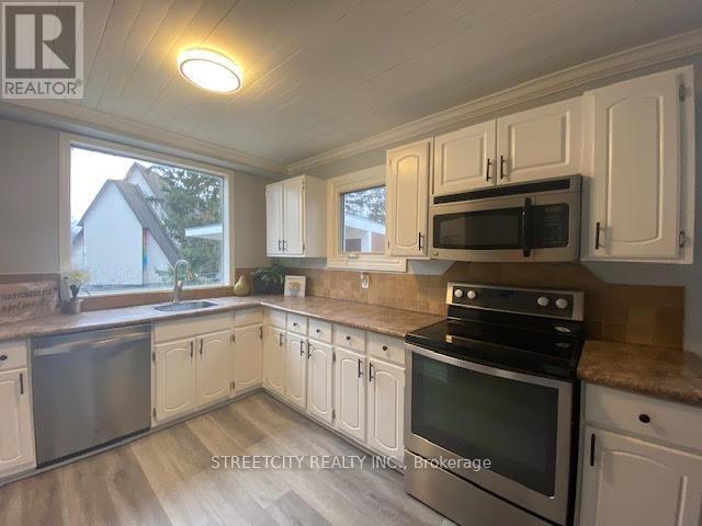 21 Eastman Avenue, London East, Ontario  N5W 2M3 - Photo 7 - X12466205