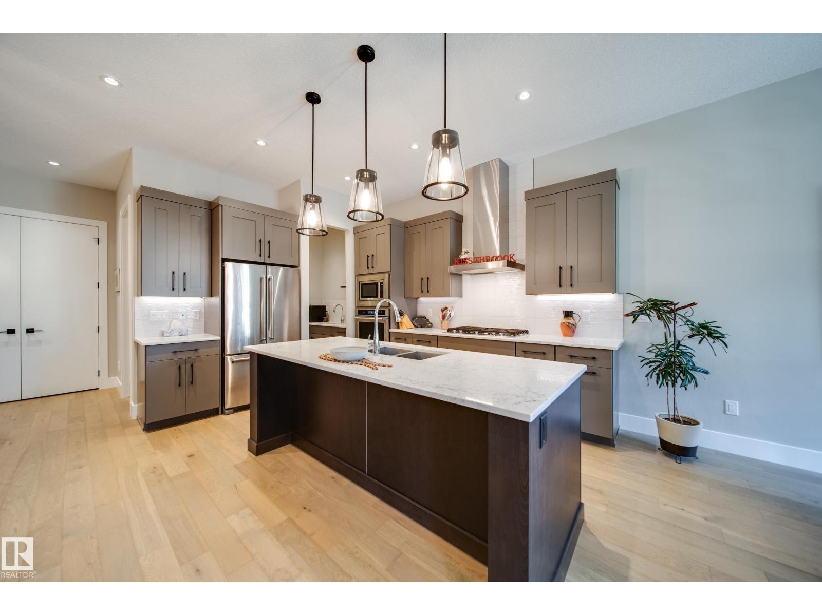 4605 Knight Pt Sw, Edmonton, Alberta  T6W 4B7 - Photo 4 - E4462325