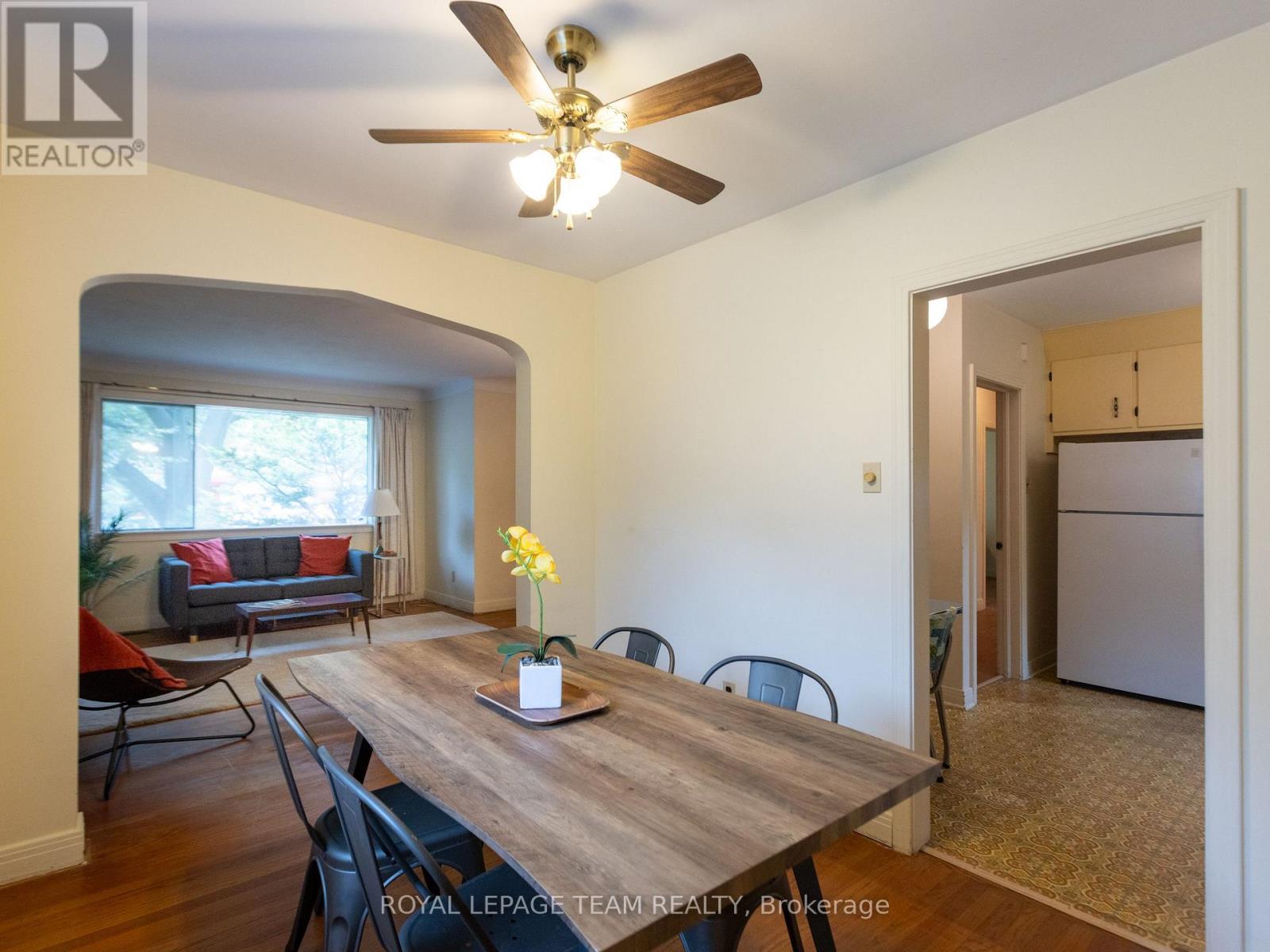 1231 Ridgemont Avenue, Ottawa, Ontario  K1V 6E6 - Photo 7 - X12466119