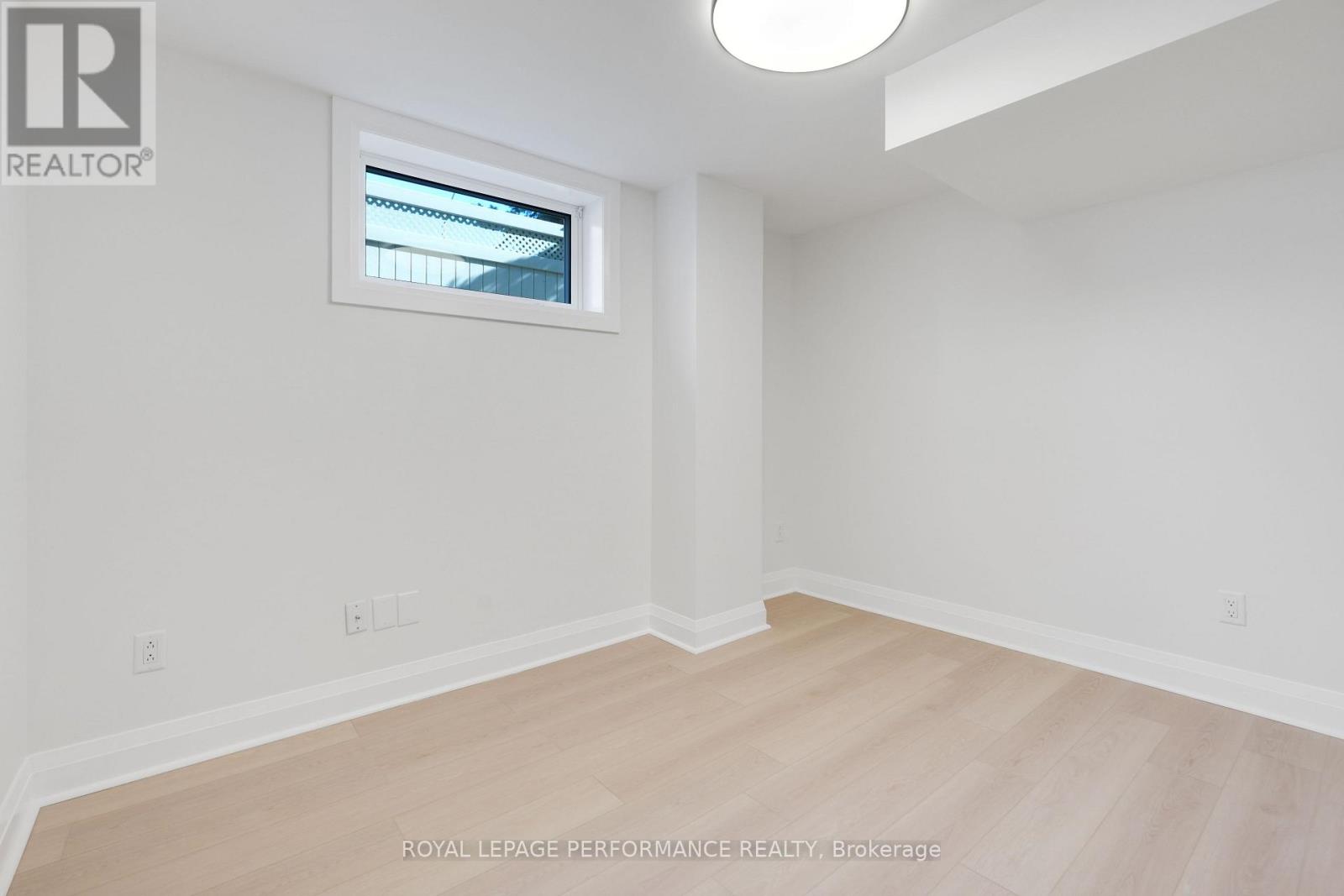 1820 Appleford Street, Ottawa, Ontario  K1J 1K2 - Photo 12 - X12466239