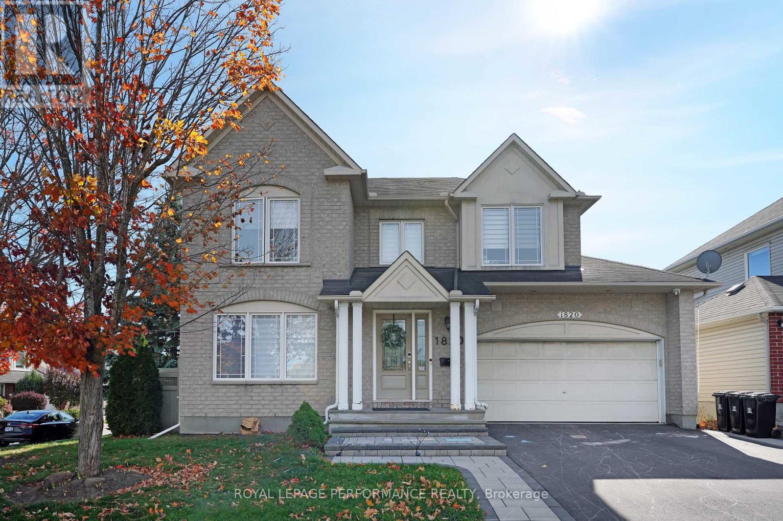 1820 Appleford Street, Ottawa, Ontario  K1J 1K2 - Photo 2 - X12466239