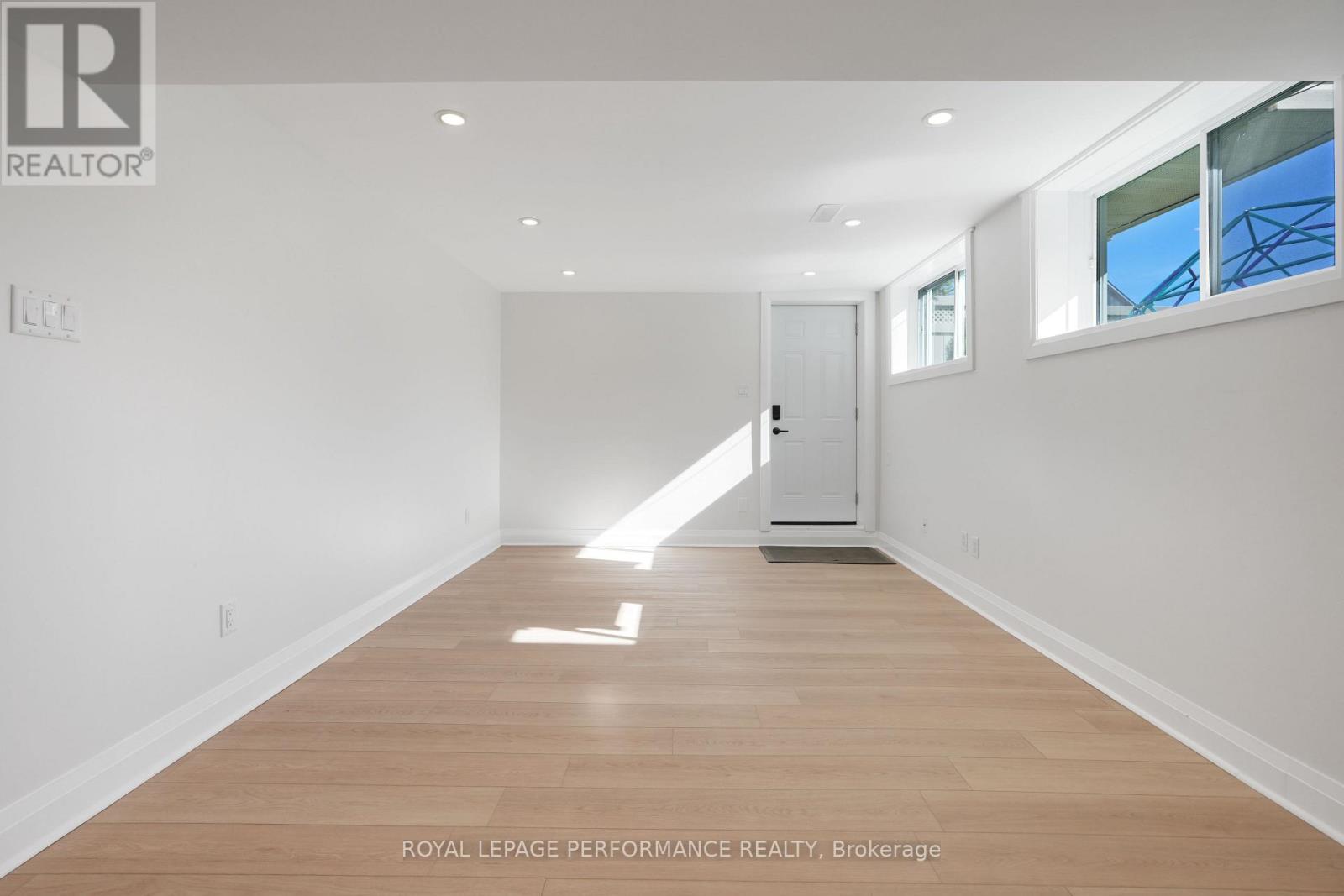 1820 Appleford Street, Ottawa, Ontario  K1J 1K2 - Photo 21 - X12466239