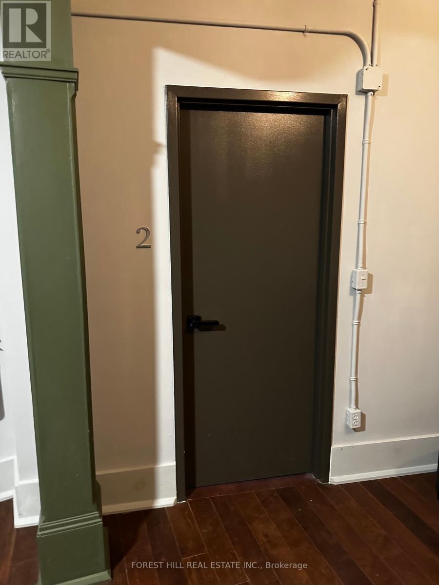 2 - 275 Front Street, Belleville, Ontario  K8N 2Z6 - Photo 2 - X12464196