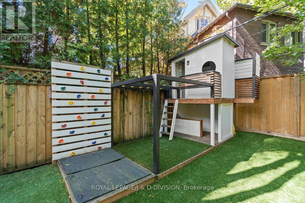 146 Balmoral Avenue, Toronto, Ontario  M4V 1J4 - Photo 46 - C12466073