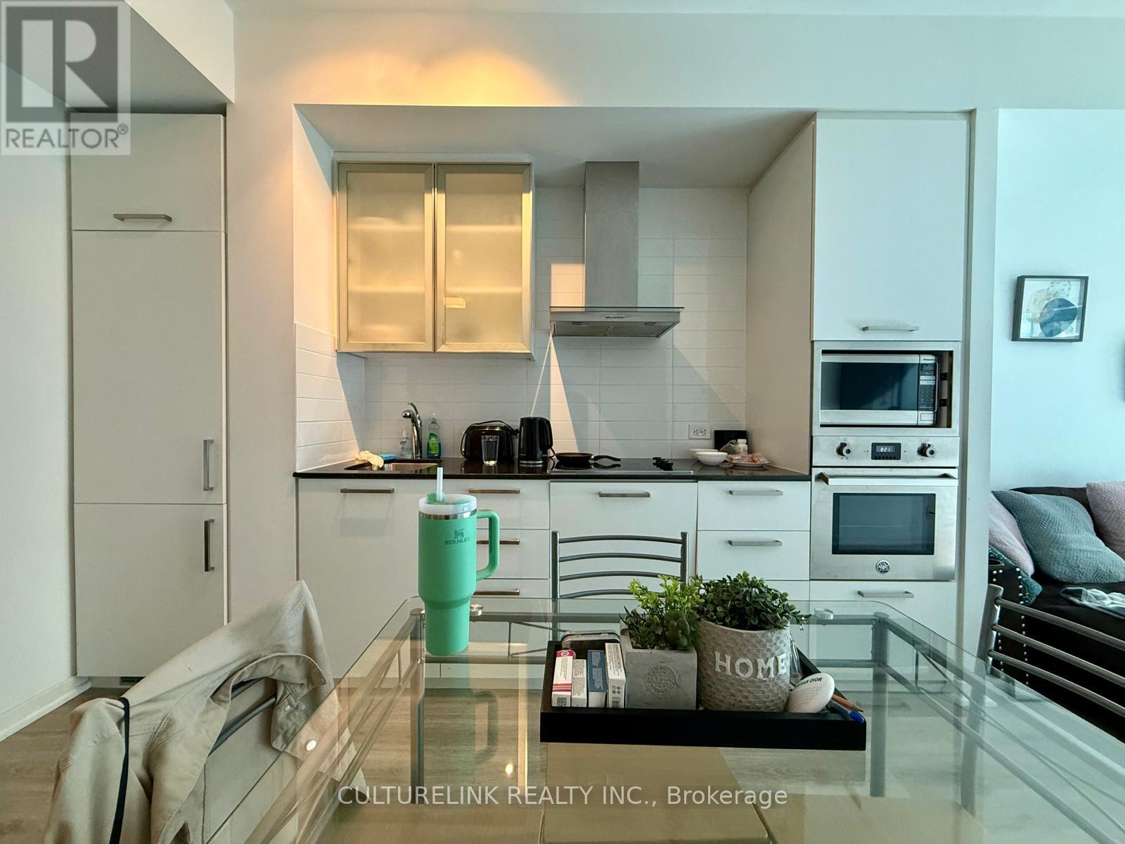 3609 - 12 York Street, Toronto, Ontario  M5J 0A9 - Photo 3 - C12466085