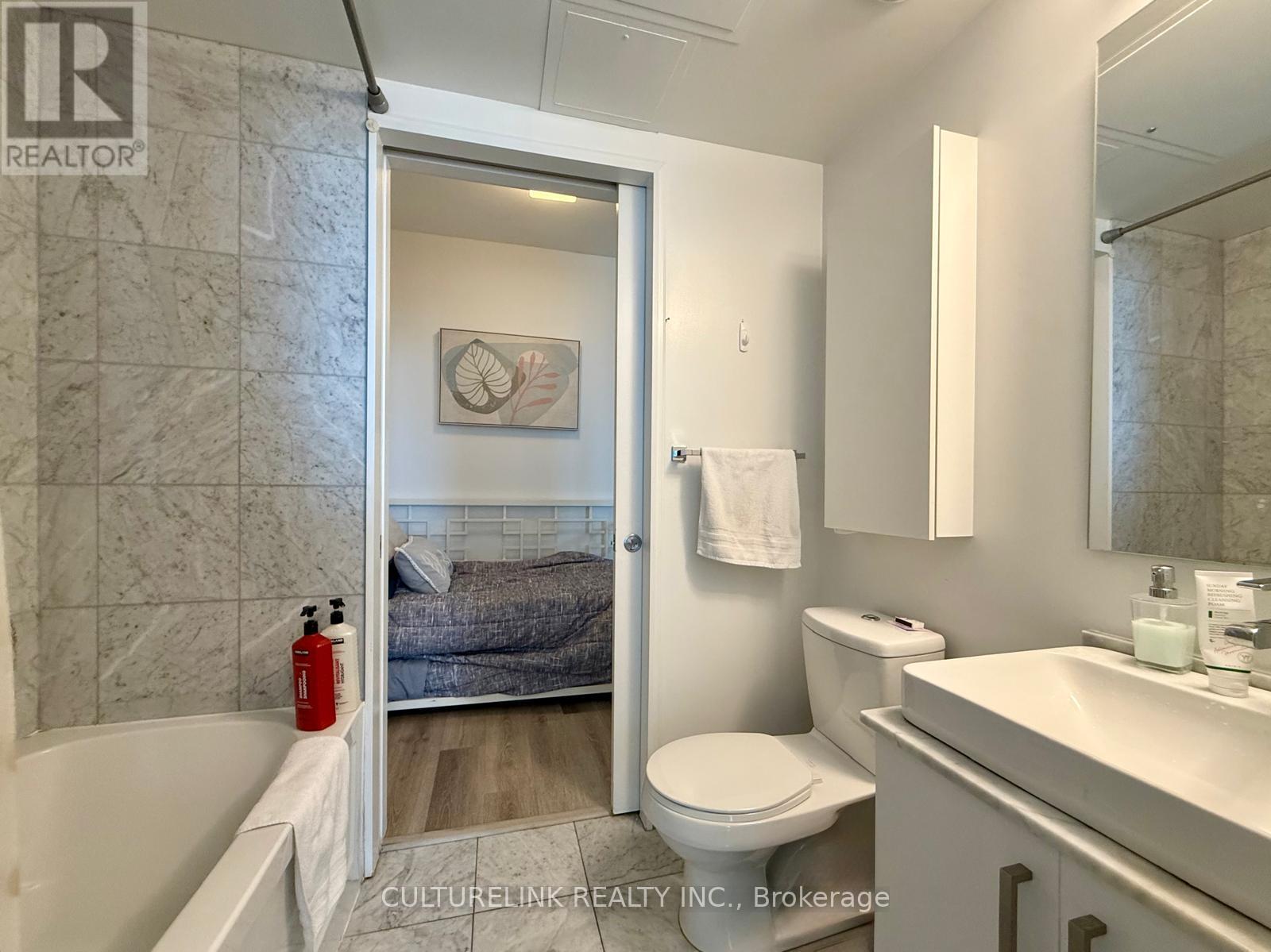 3609 - 12 York Street, Toronto, Ontario  M5J 0A9 - Photo 8 - C12466085