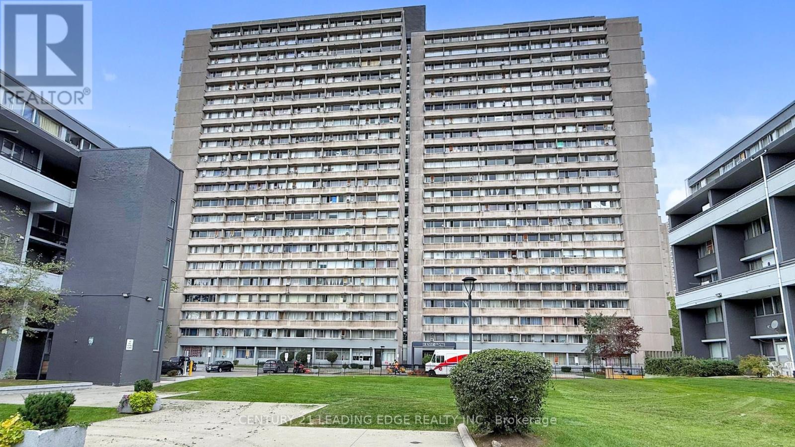 1202 - 10 Sunny Glenway, Toronto, Ontario  M3C 2Z3 - Photo 1 - C12466090