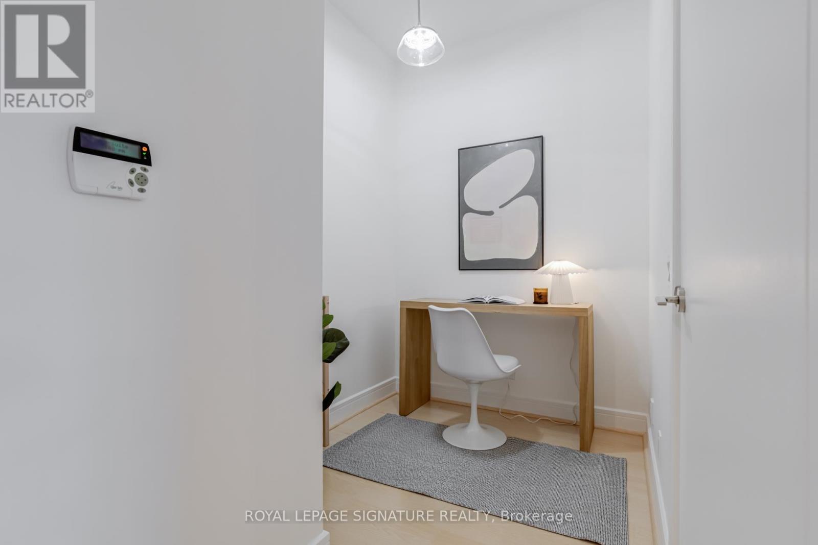 S203 - 112 George Street, Toronto, Ontario  M5A 2M5 - Photo 14 - C12466095