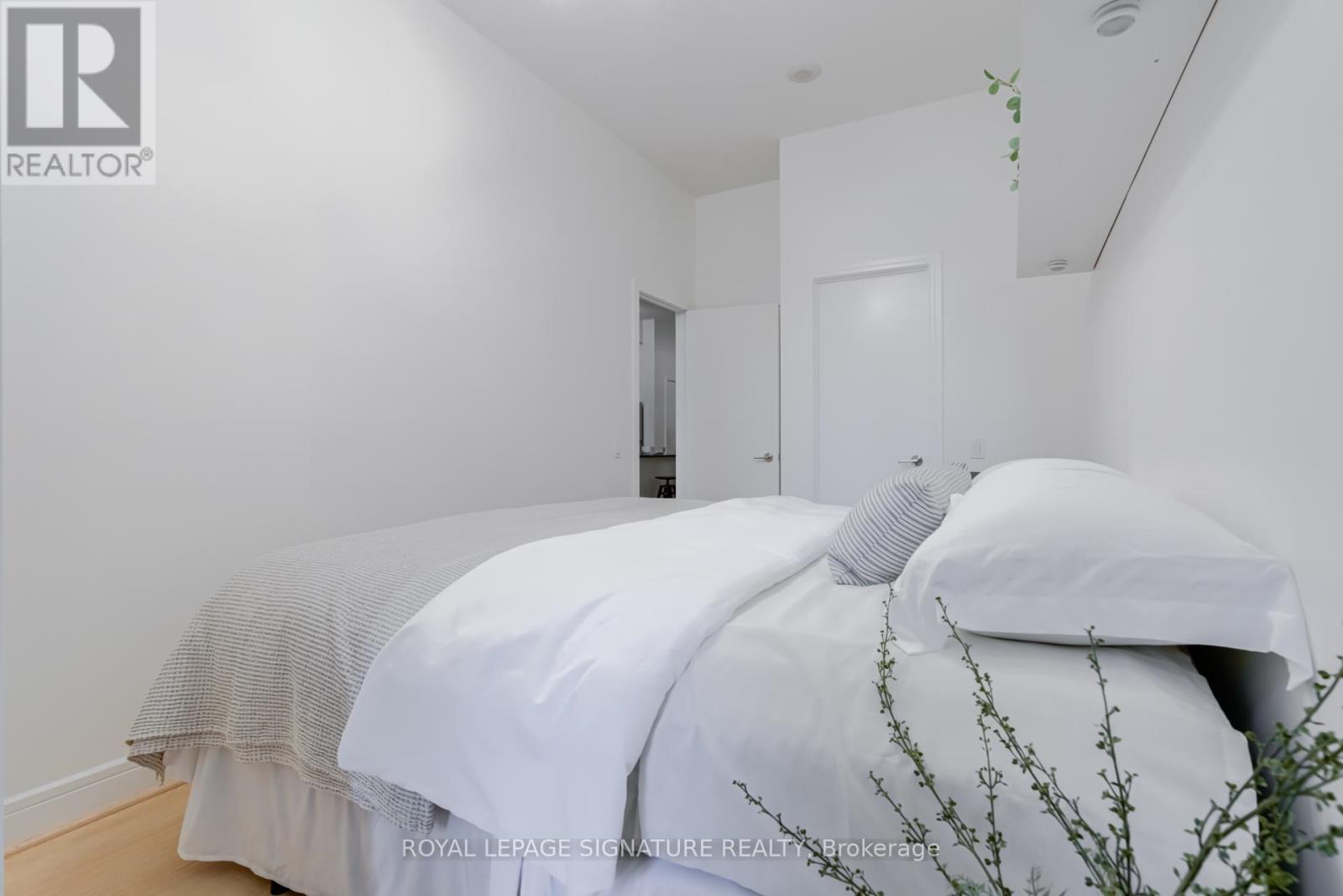 S203 - 112 George Street, Toronto, Ontario  M5A 2M5 - Photo 20 - C12466095