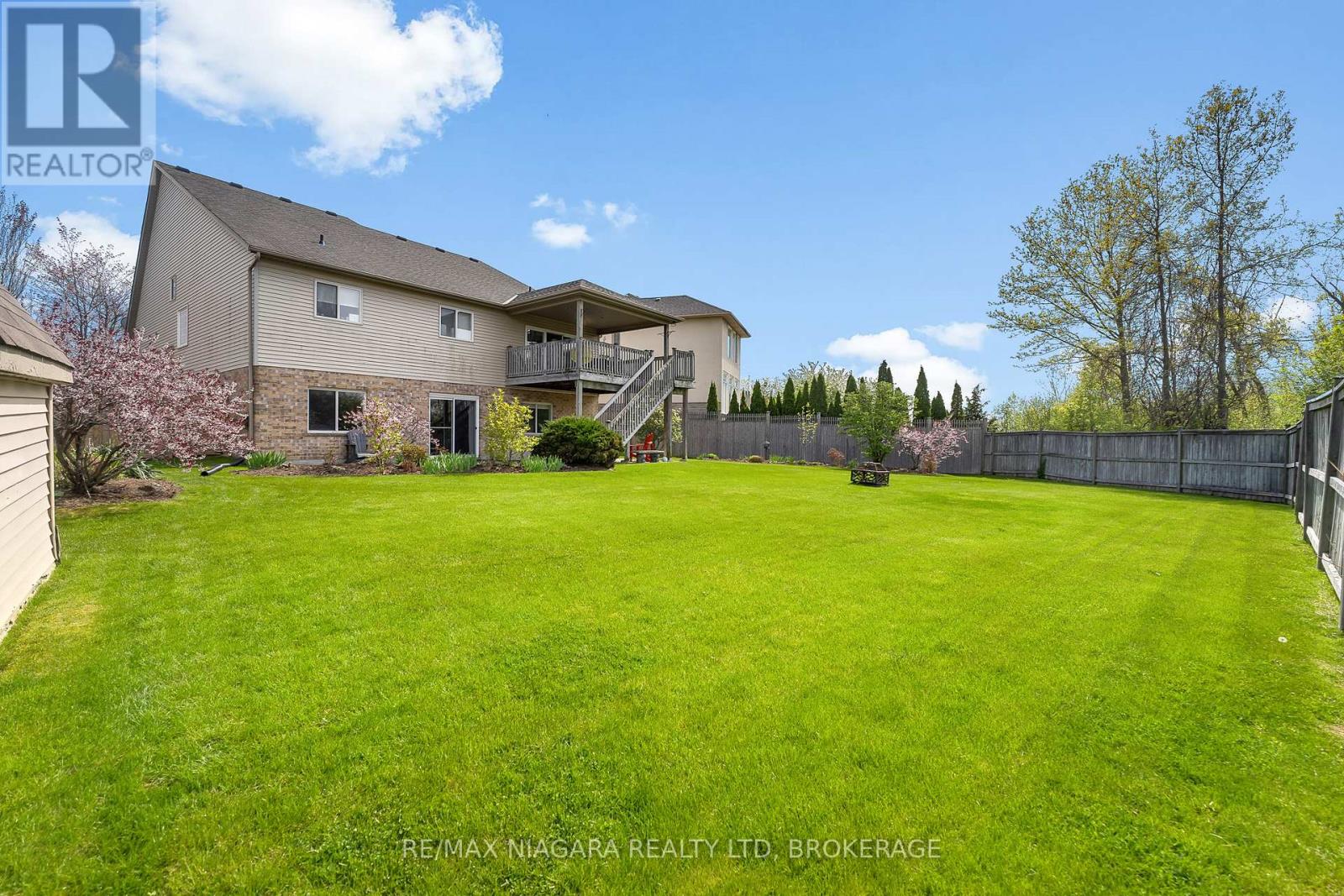 8311 Vegter Court, Niagara Falls, Ontario  L2H 3M1 - Photo 7 - X12466104
