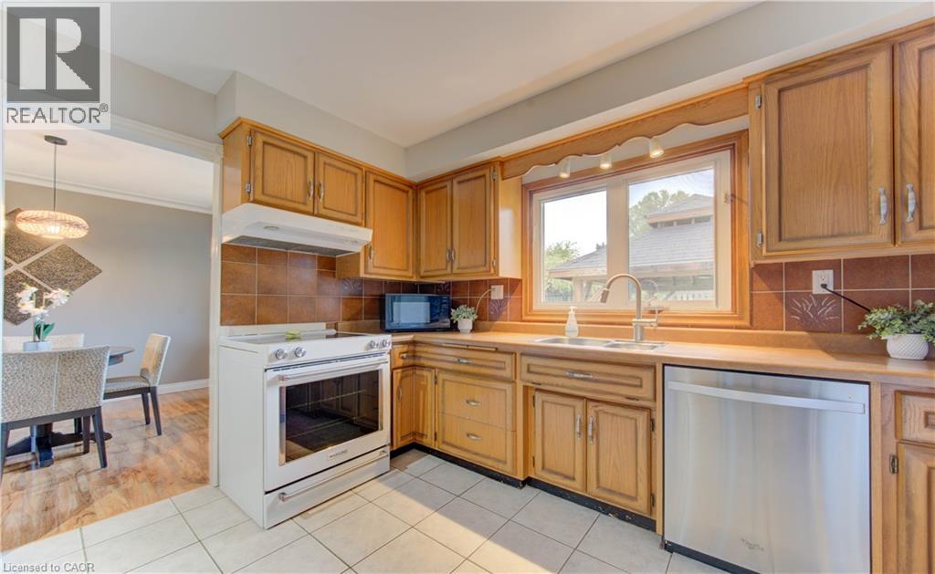 298 Creighton Court, Waterloo, Ontario  N2K 1W6 - Photo 10 - 40779369