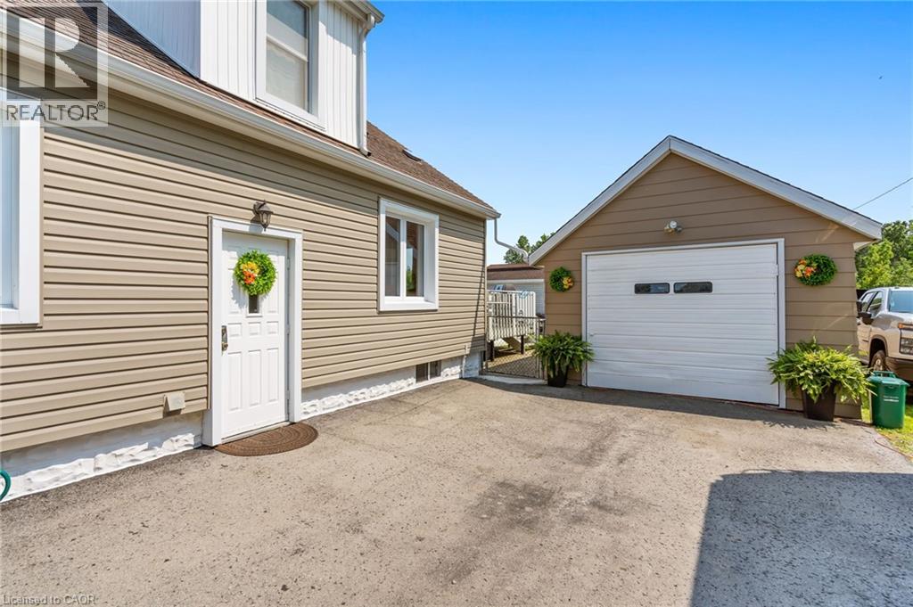 742 Broadway Street, Welland, Ontario  L3C 5M8 - Photo 21 - 40747532