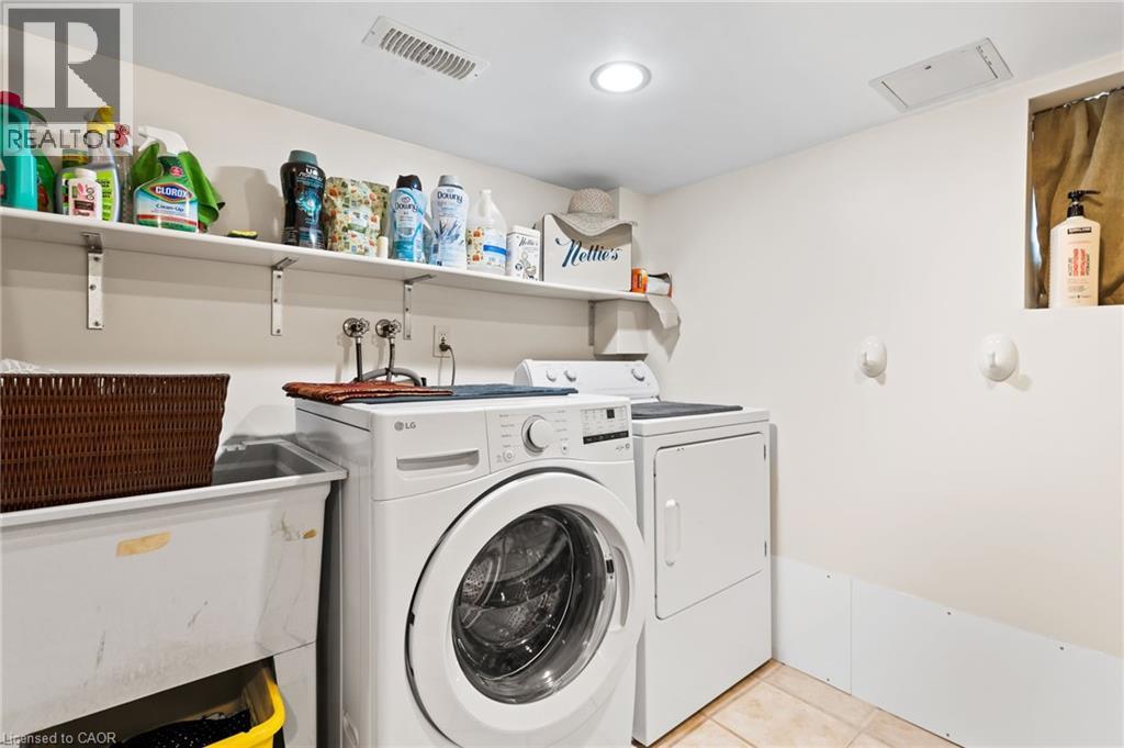 742 Broadway Street, Welland, Ontario  L3C 5M8 - Photo 19 - 40747532