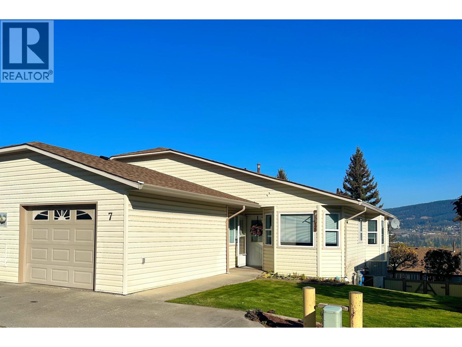 7 500 WOTZKE DRIVE, Williams Lake, British Columbia