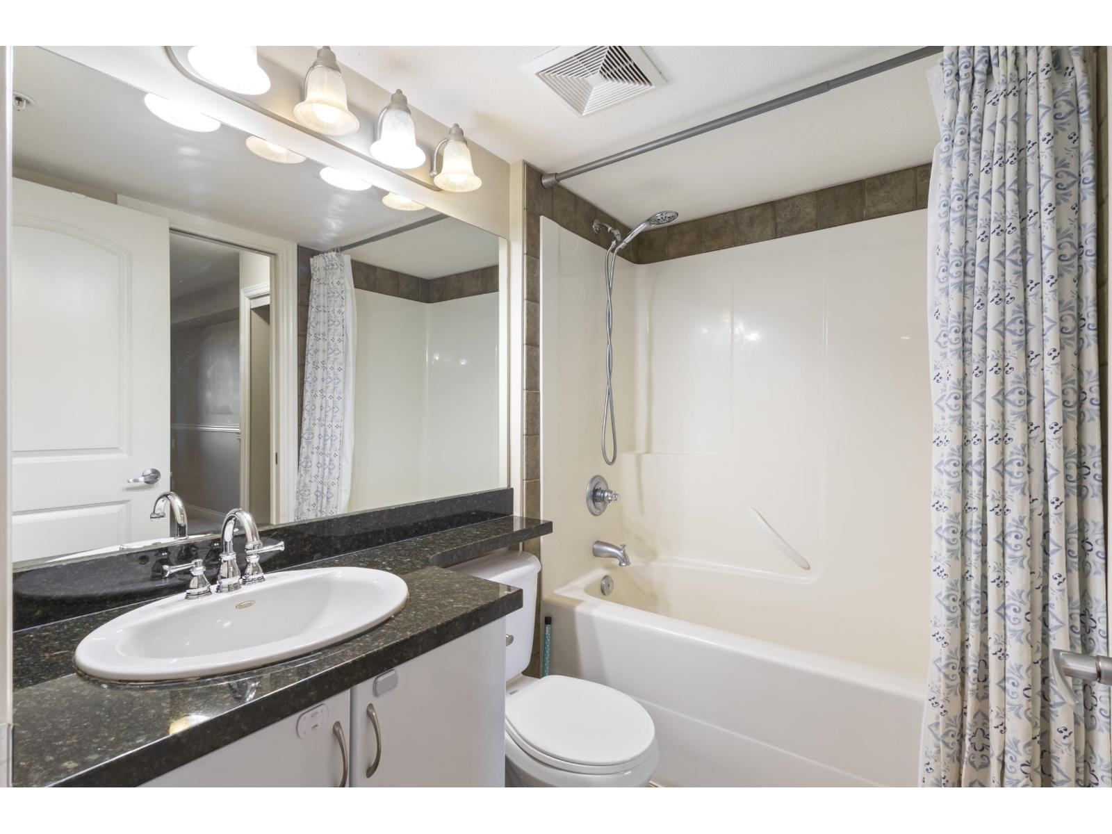 302 5516 198 Street, Langley, British Columbia  V3A 0A6 - Photo 13 - R3057991