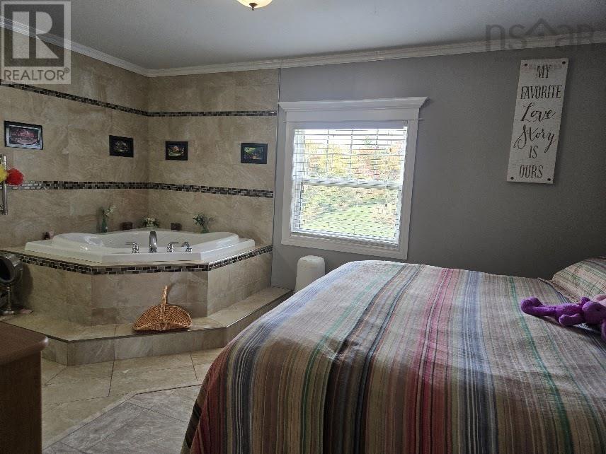 680 Louisville Road, Louisville, Nova Scotia  B0K 1N0 - Photo 12 - 202525986