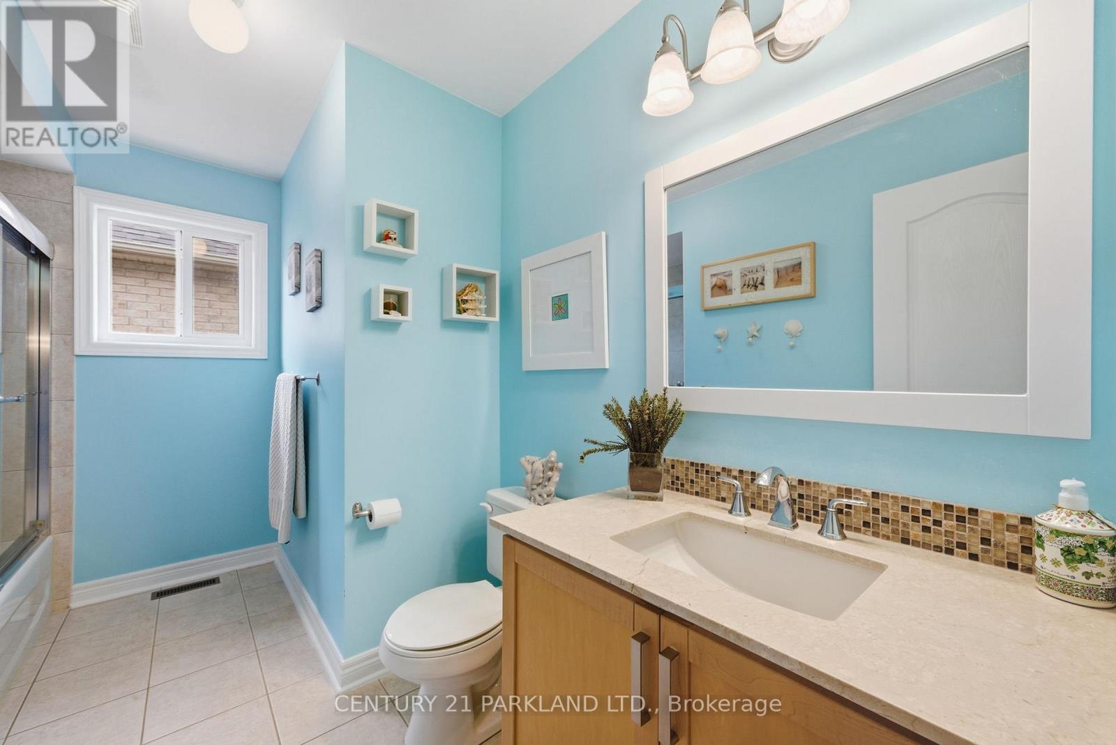 18 Turnbridge Road, Aurora, Ontario  L4G 7R9 - Photo 20 - N12466077