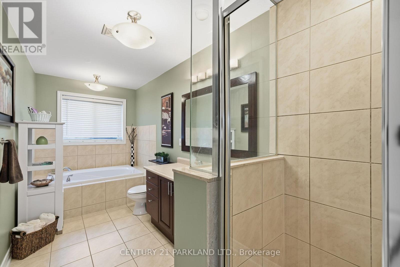 18 Turnbridge Road, Aurora, Ontario  L4G 7R9 - Photo 30 - N12466077