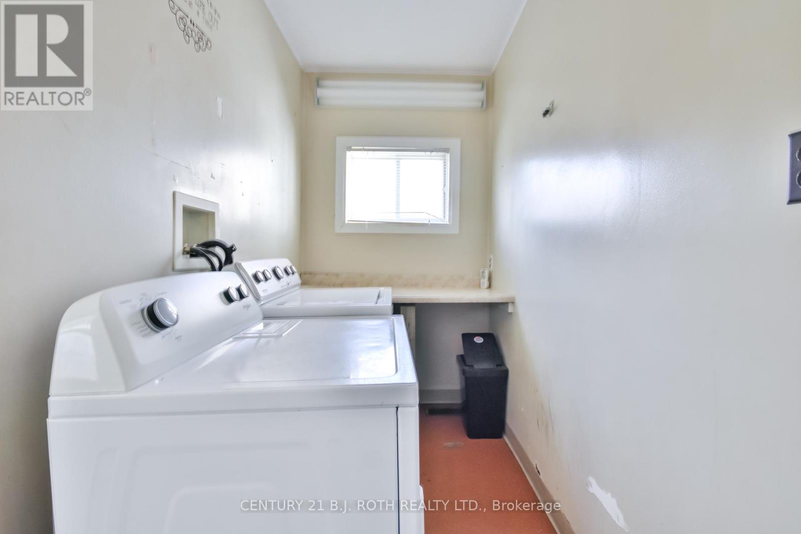 67 Nottawasaga Street, Orillia, Ontario  L3V 3J5 - Photo 14 - S12466043