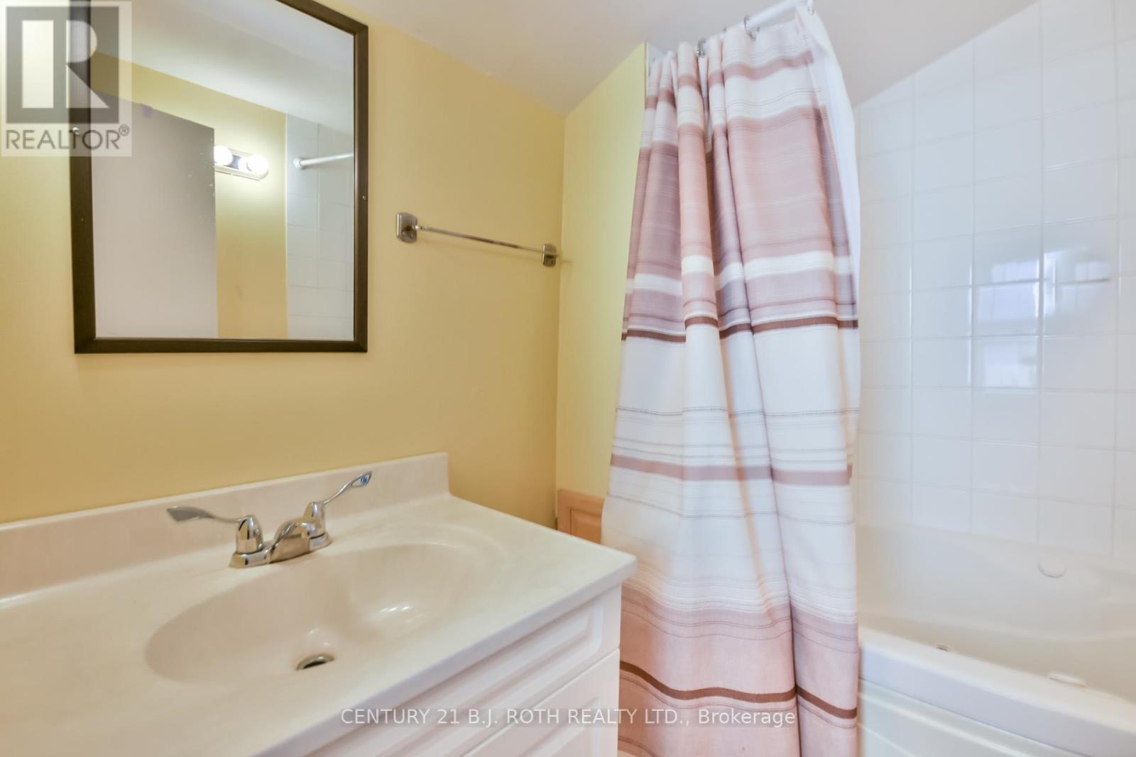 67 Nottawasaga Street, Orillia, Ontario  L3V 3J5 - Photo 15 - S12466043