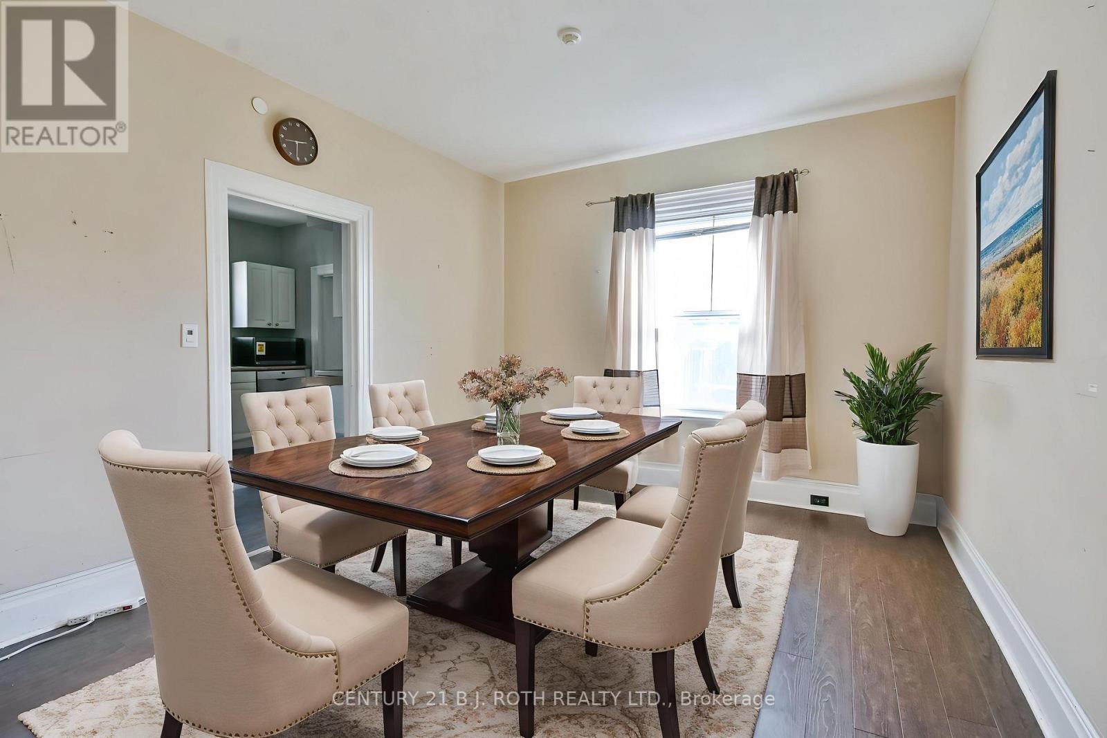 67 Nottawasaga Street, Orillia, Ontario  L3V 3J5 - Photo 8 - S12466043