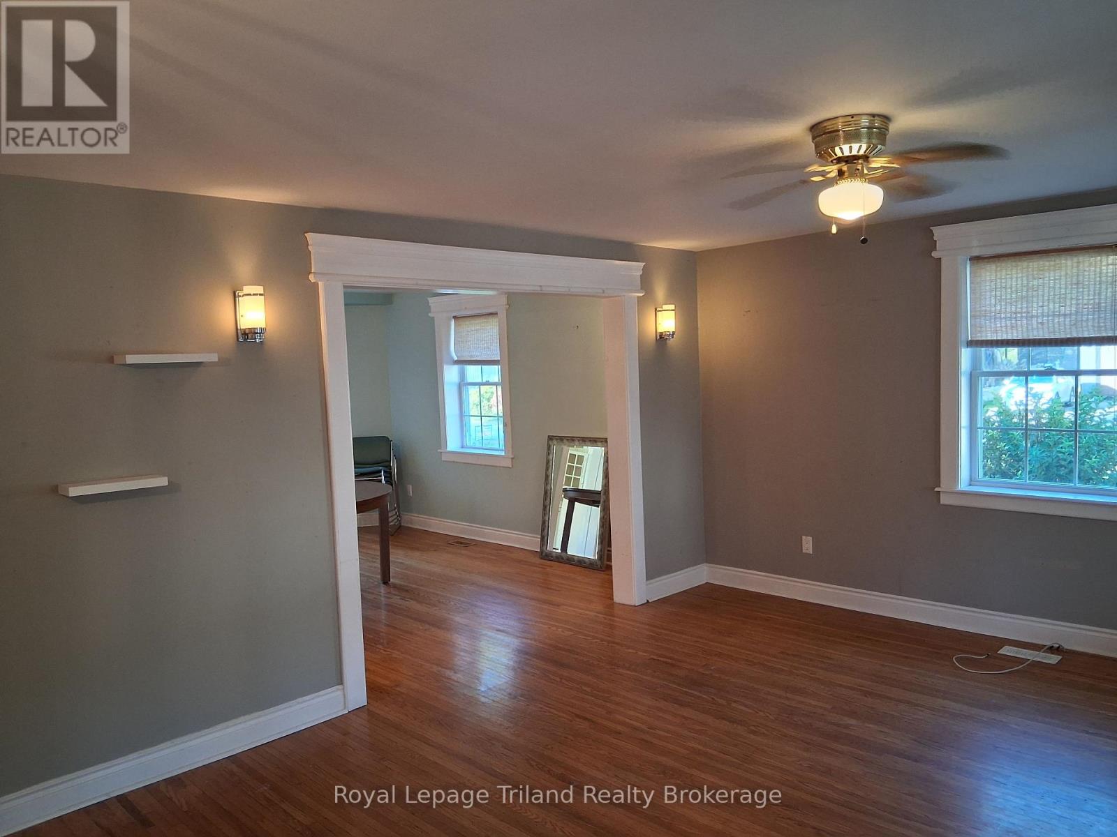 338 Smith Street, Central Elgin, Ontario  N5L 1C6 - Photo 7 - X12466164