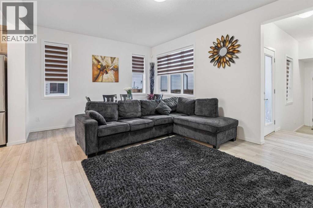 223 Carrington Circle Nw, Calgary, Alberta  T3P 0Y4 - Photo 12 - A2264624