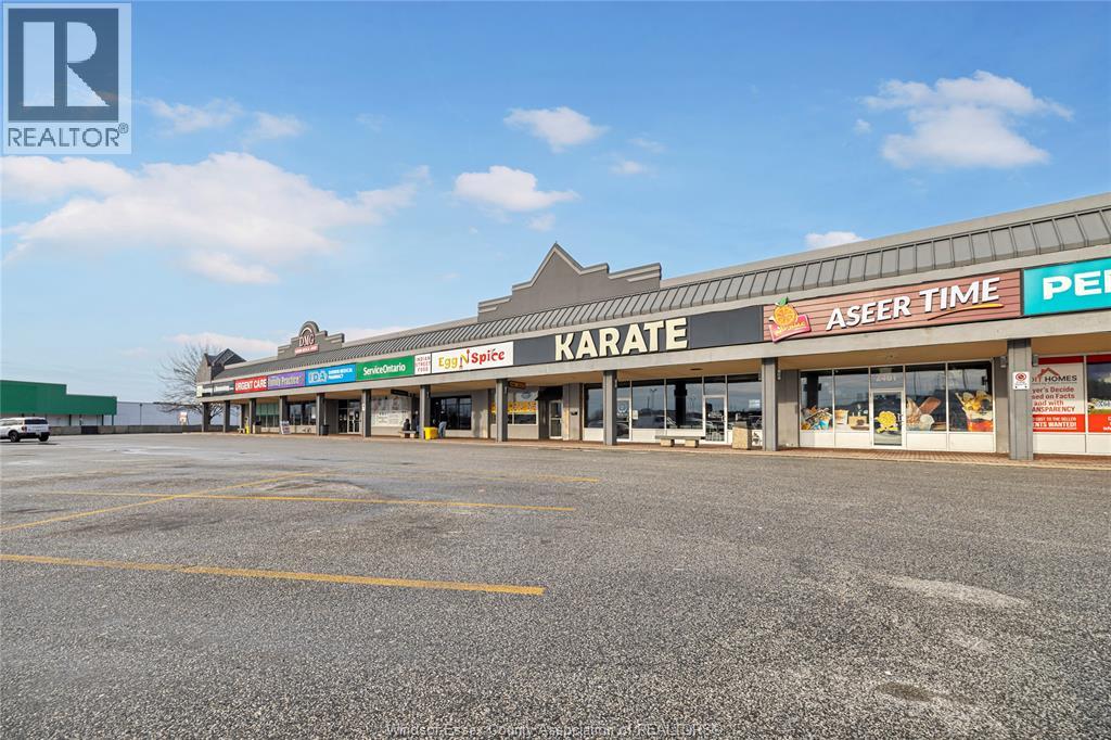 MLS# 25026201: 2469 DOUGALL AVENUE, Windsor, Canada