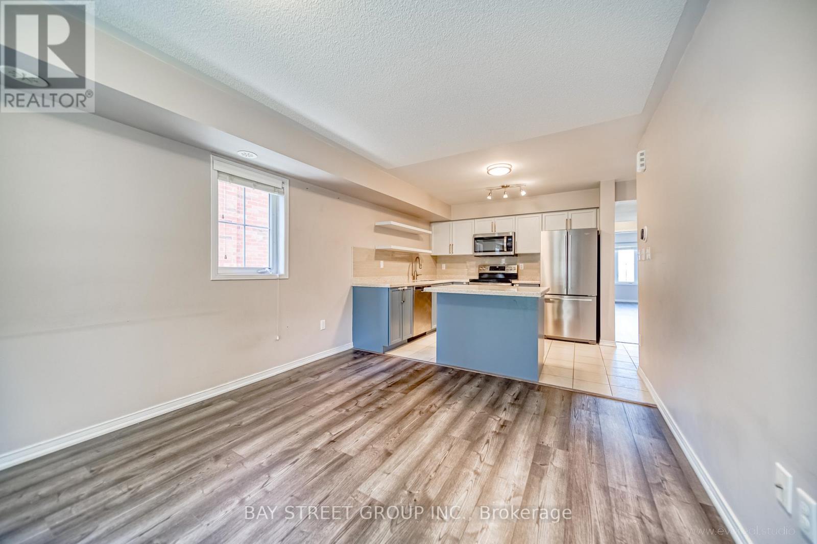 16 - 2444 Post Road, Oakville, Ontario  L6H 0J2 - Photo 7 - W12466028