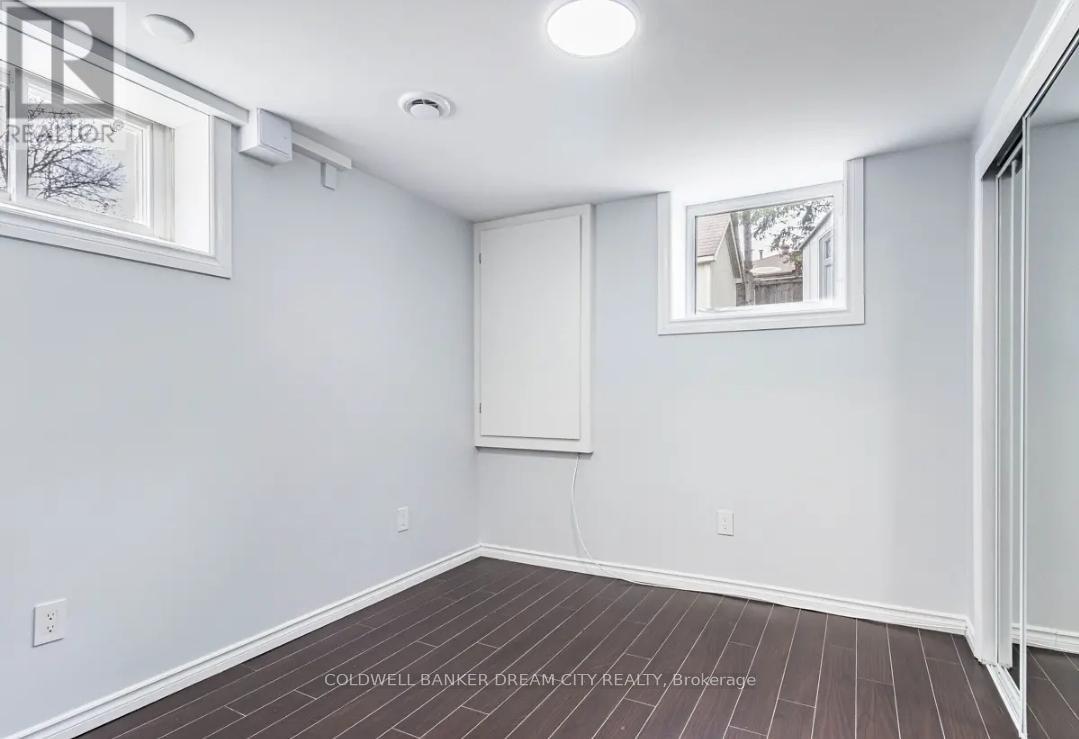Lower - 231 Elizabeth Street S, Brampton, Ontario  L6Y 1S2 - Photo 9 - W12466042