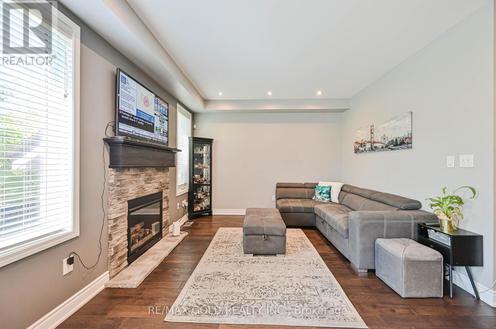 20 Meadowcrest Lane, Brampton, Ontario  L7A 0T8 - Photo 17 - W12466044