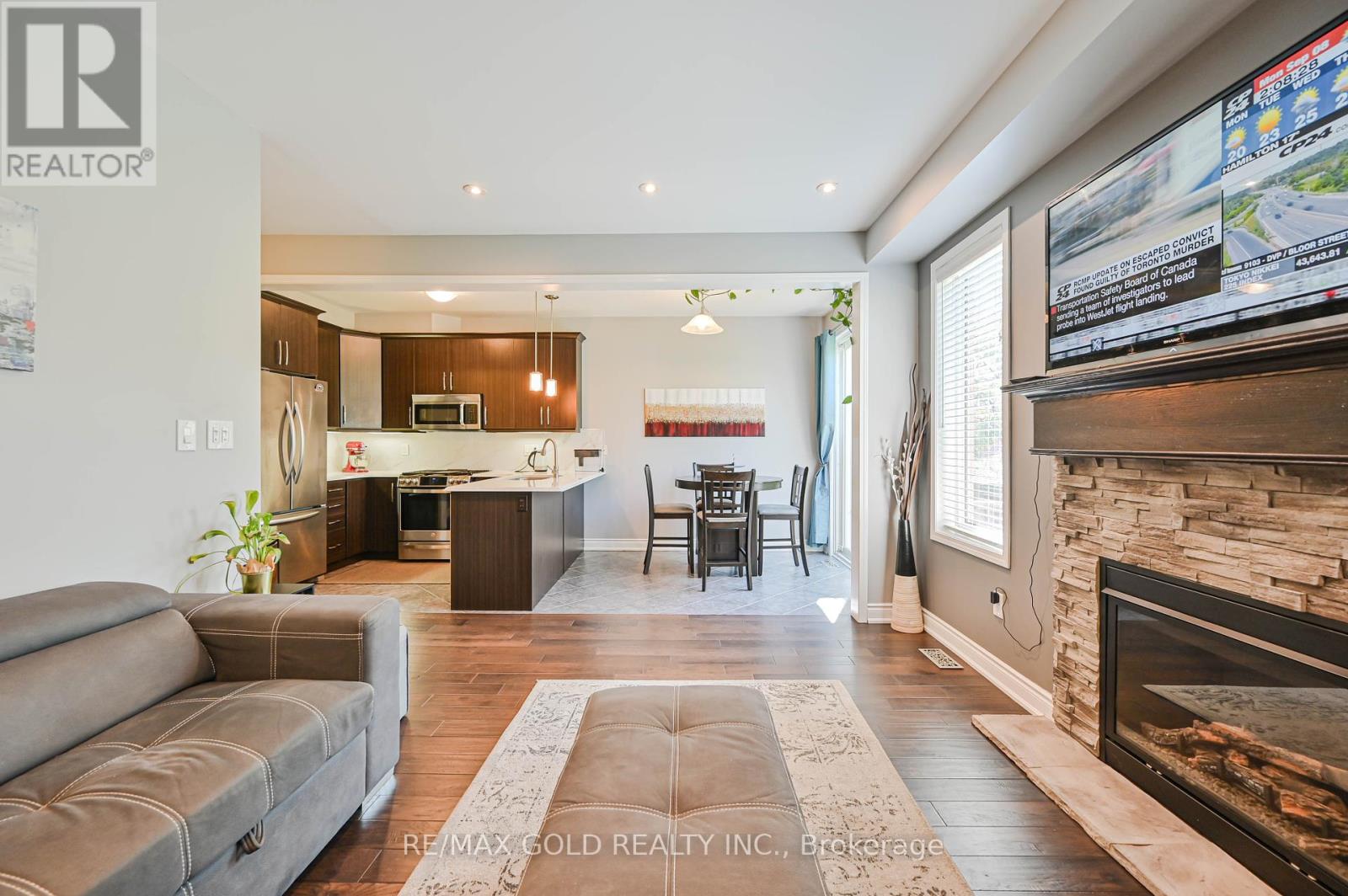 20 Meadowcrest Lane, Brampton, Ontario  L7A 0T8 - Photo 20 - W12466044