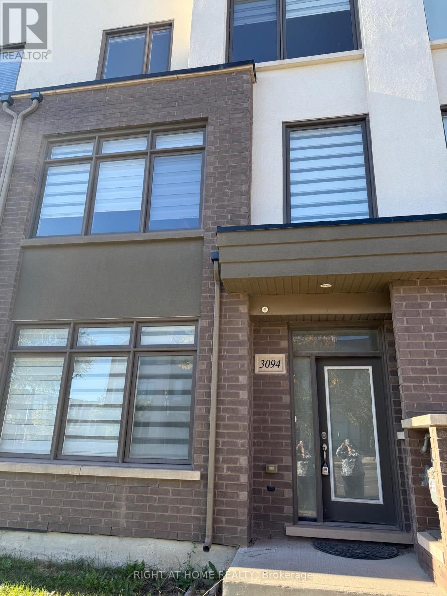 3094 Ernest Applebe Boulevard, Oakville, Ontario  L6H 0P3 - Photo 2 - W12466046