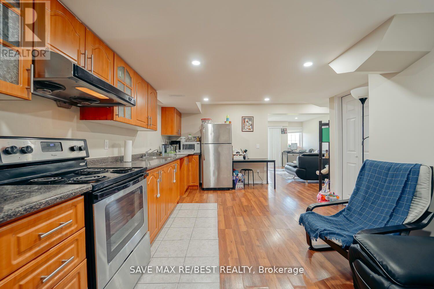 Bsmt - 22 Birch Tree Trail, Brampton, Ontario  L6P 3M8 - Photo 4 - W12466057
