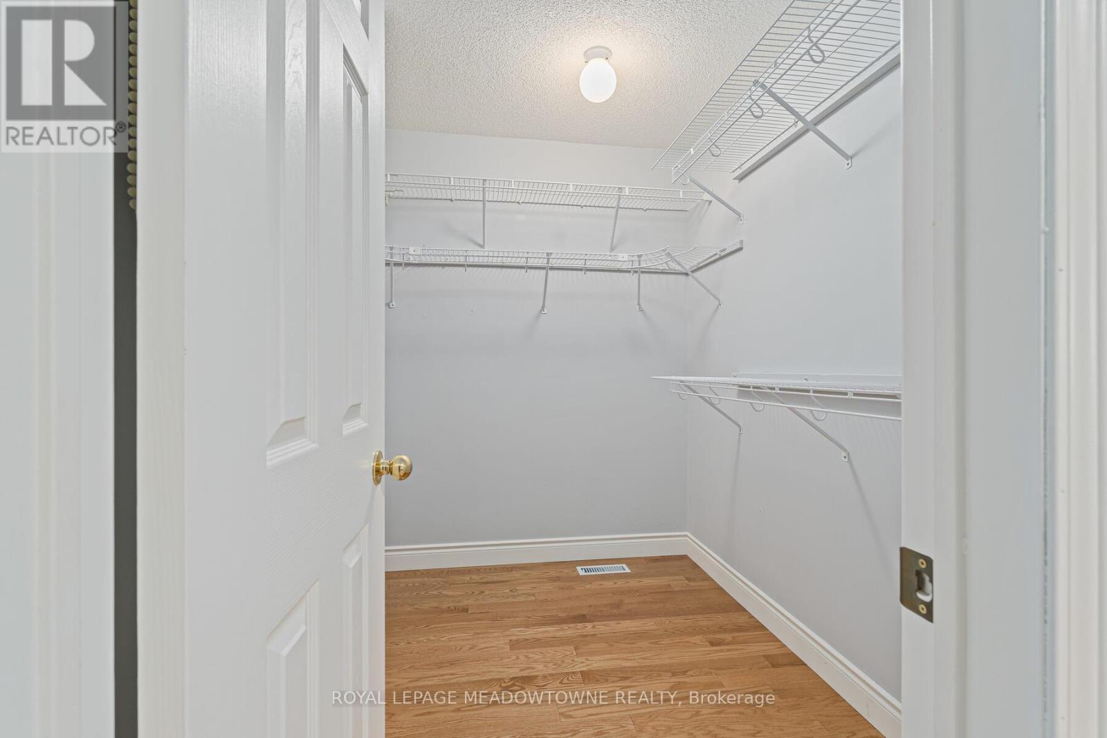 44 James Young Drive, Halton Hills, Ontario  L7G 5S5 - Photo 23 - W12454086