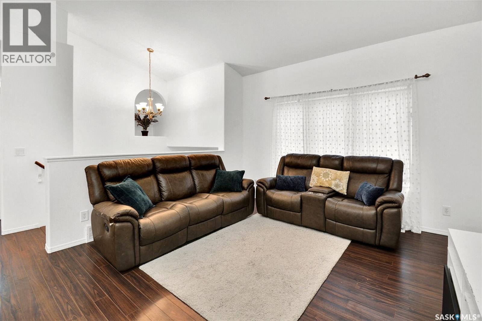 1526 Paton Crescent, Saskatoon, Saskatchewan  S7W 0C3 - Photo 6 - SK020803