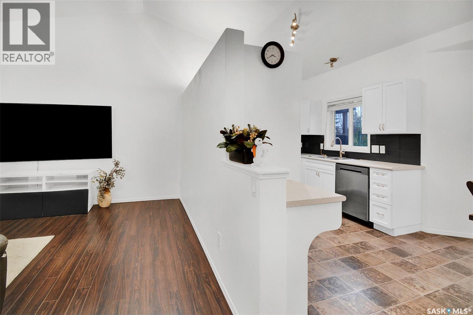 1526 Paton Crescent, Saskatoon, Saskatchewan  S7W 0C3 - Photo 7 - SK020803