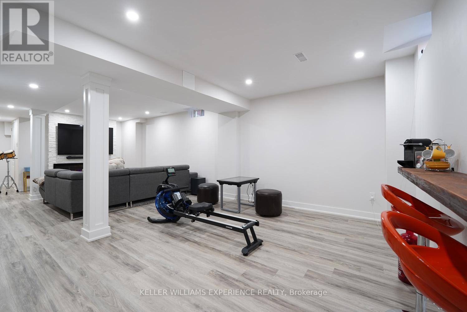 2199 Dawson Crescent W, Innisfil, Ontario  L9S 0G9 - Photo 20 - N12463428
