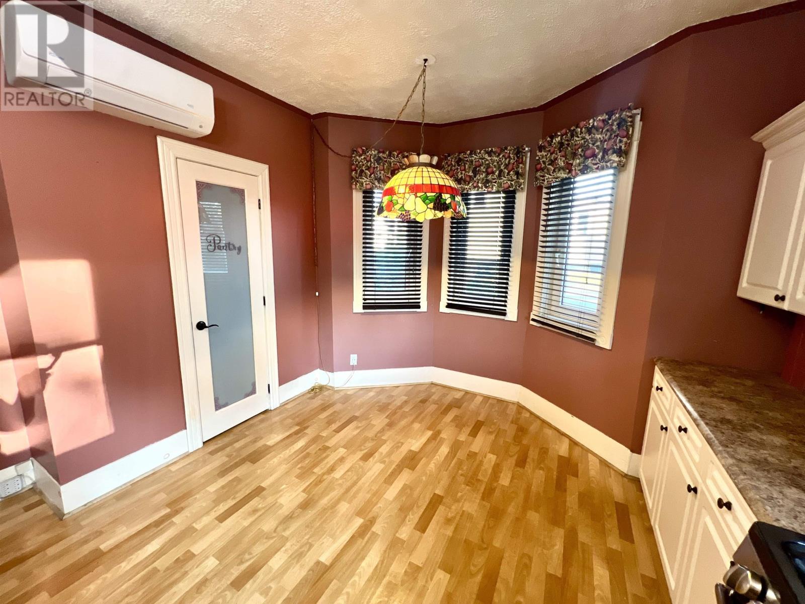 30 Fraser Avenue, Sydney Mines, Nova Scotia  B1V 2B7 - Photo 13 - 202522555
