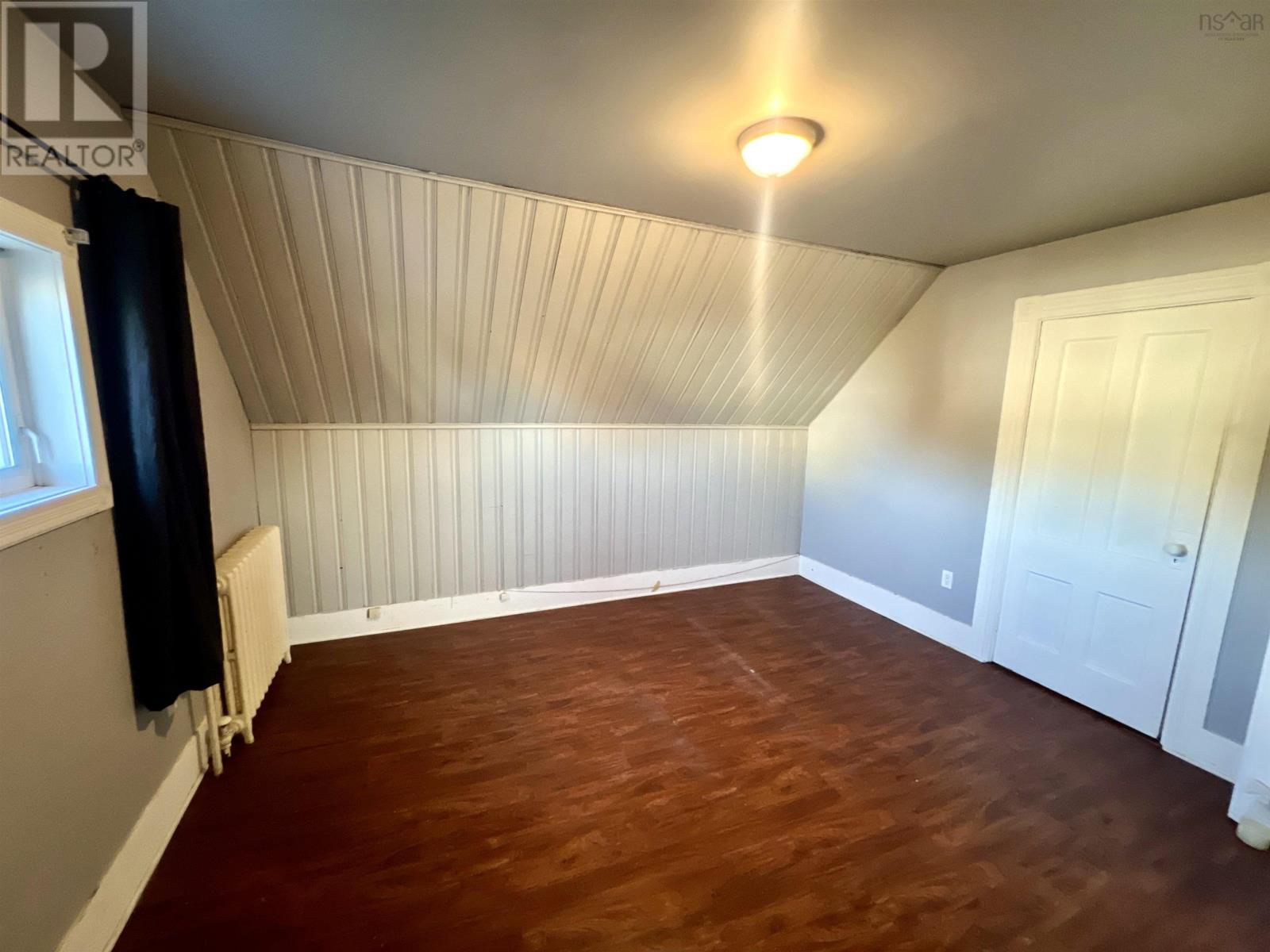 30 Fraser Avenue, Sydney Mines, Nova Scotia  B1V 2B7 - Photo 17 - 202522555