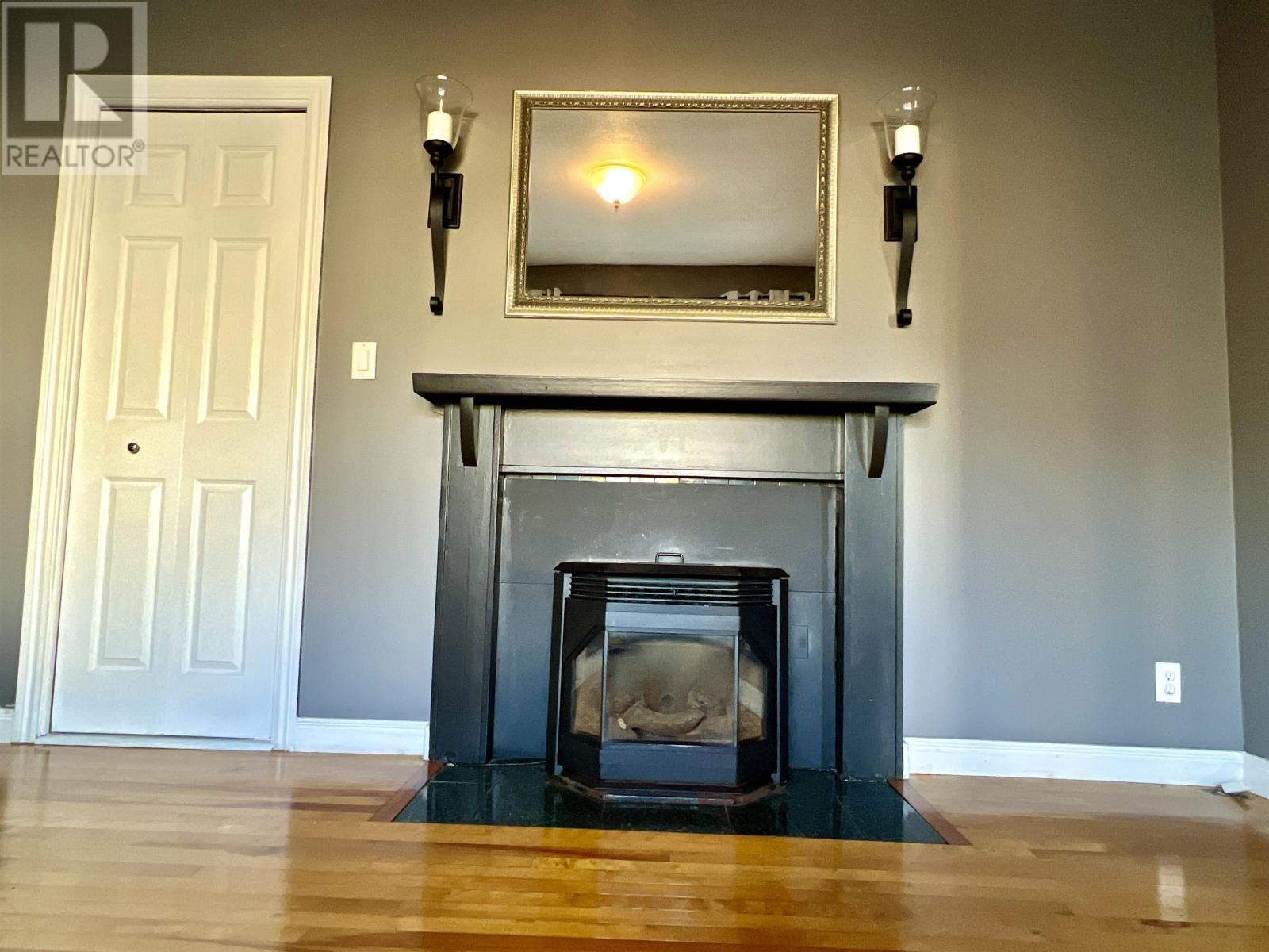 30 Fraser Avenue, Sydney Mines, Nova Scotia  B1V 2B7 - Photo 9 - 202522555